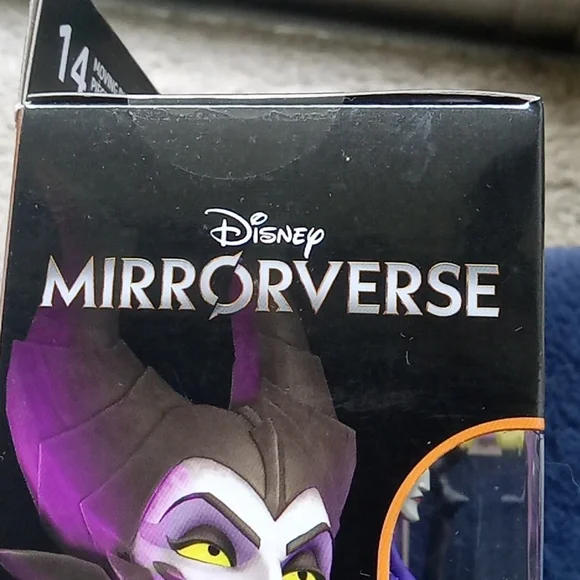Disney Mirrorverse Maleficent Figure - Picture 3 of 8
